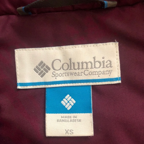 Columbia hiking jacket purple/burgundy colour - Picture 4 of 4